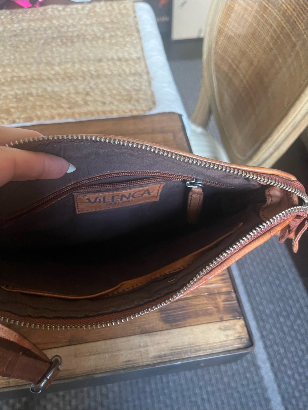 Vilenca Holland Woven Leather Crossbody Bag - Tan - Picture 5 of 5
